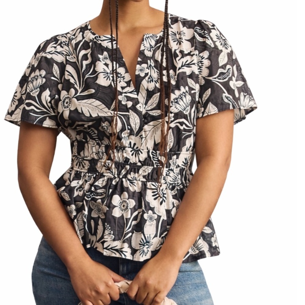 Anthropologie The Somerset Collection Blouse Top Shirt Smocked feminine